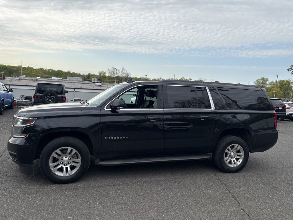 Used 2016 Chevrolet Suburban LT with VIN 1GNSKHKC6GR449818 for sale in Green Brook Township, NJ