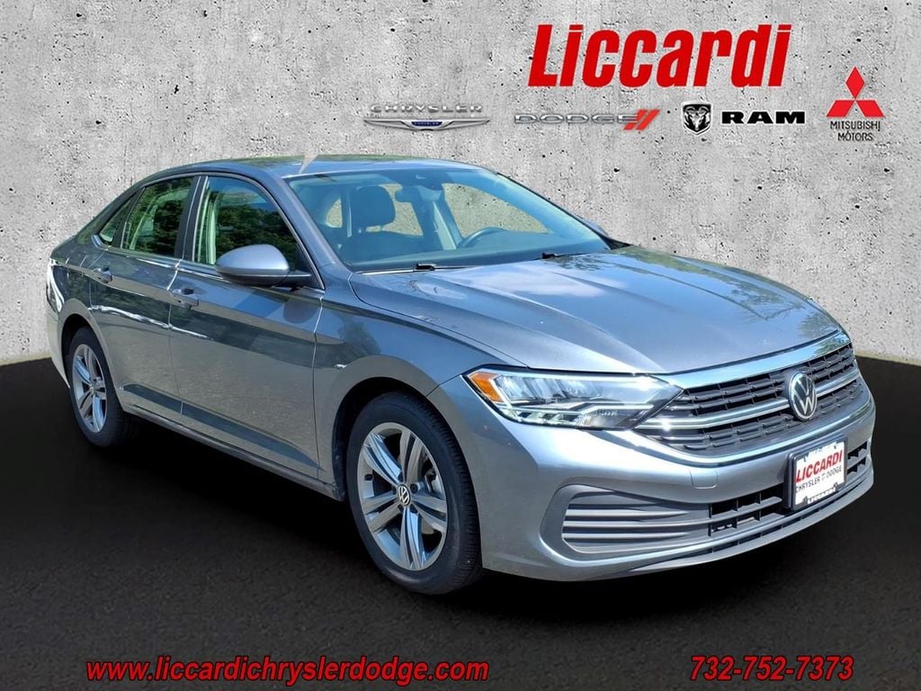 Used 2024 Volkswagen Jetta 1.5T SE Sedan