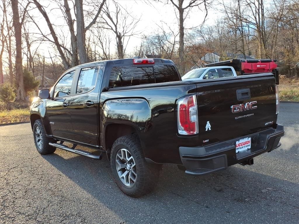 Used 2021 GMC Canyon AT4 w/Leather Truck