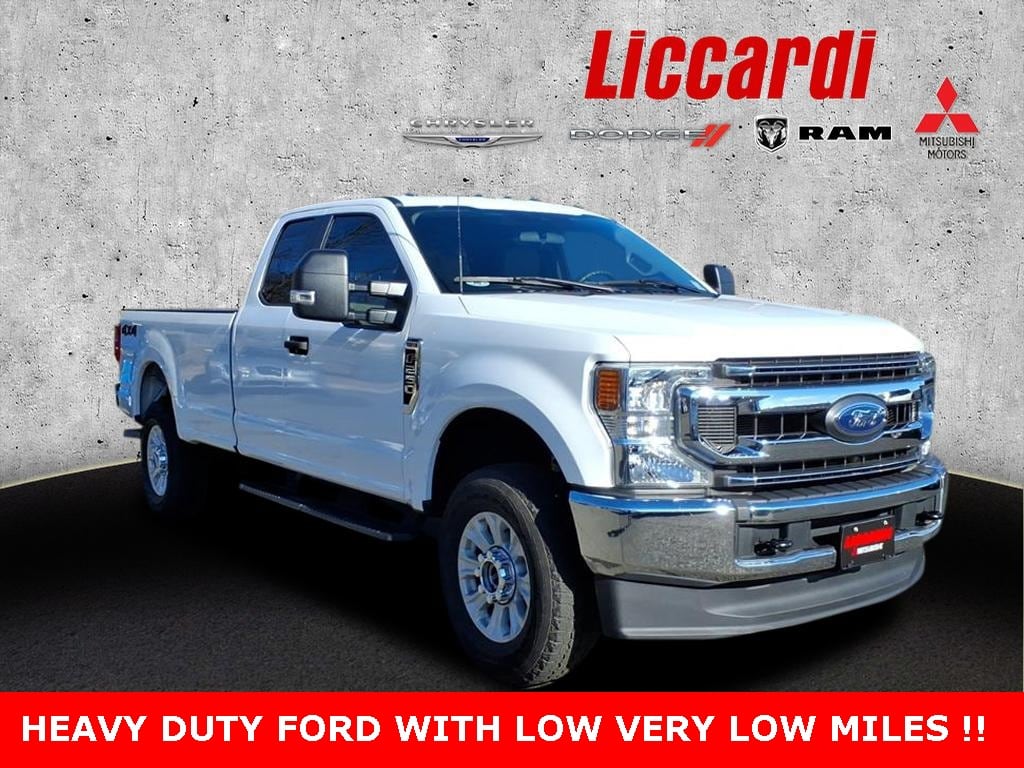 2022 Ford F-250 Super Duty XL's photo