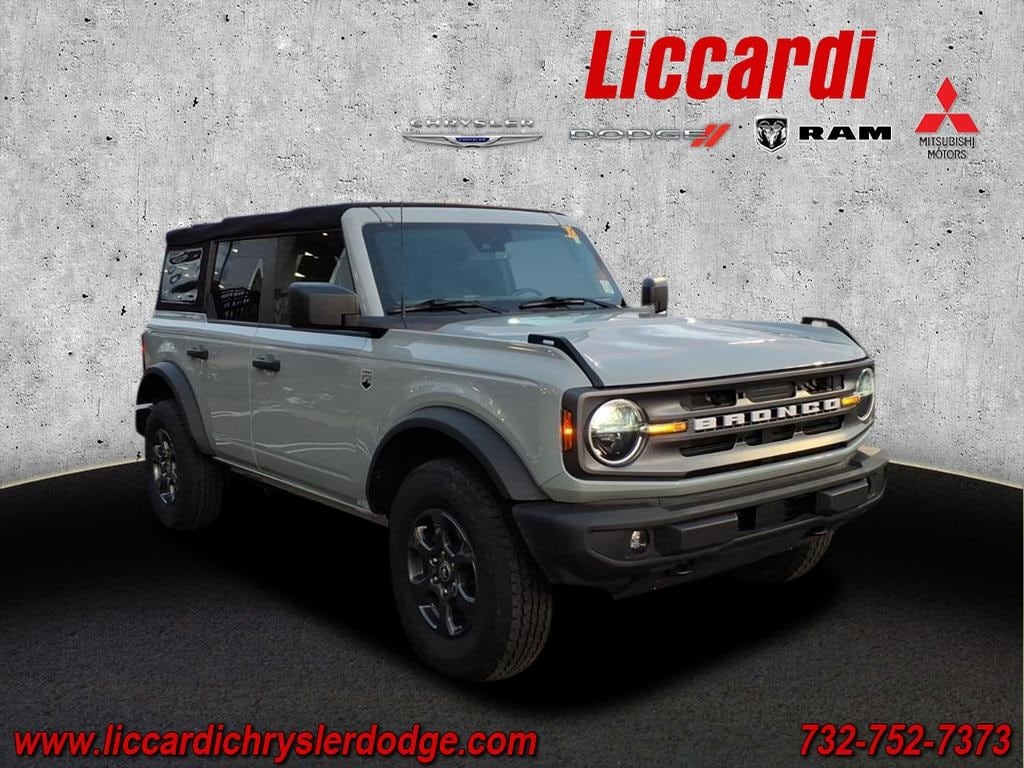 2023 Ford Bronco 4-Door Big Bend's photo