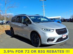 2026 Chrysler Pacifica SELECT AWD Passenger Van For Sale in Green Brook
