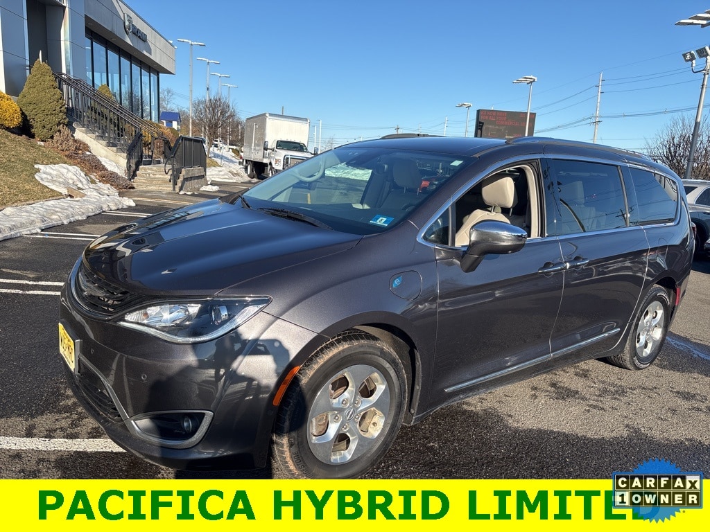 2018 Chrysler Pacifica Hybrid Limited