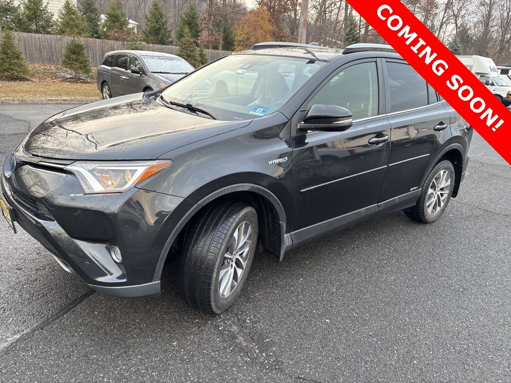 Used 2018 Toyota RAV4 Hybrid XLE SUV
