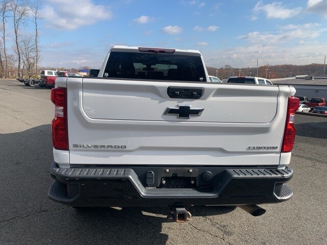 2022 Chevrolet Silverado 2500HD Custom photo 4