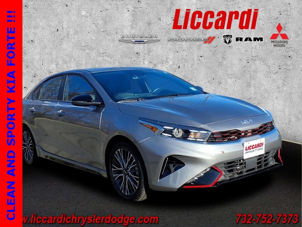 2023 Kia Forte GT-Line's photo