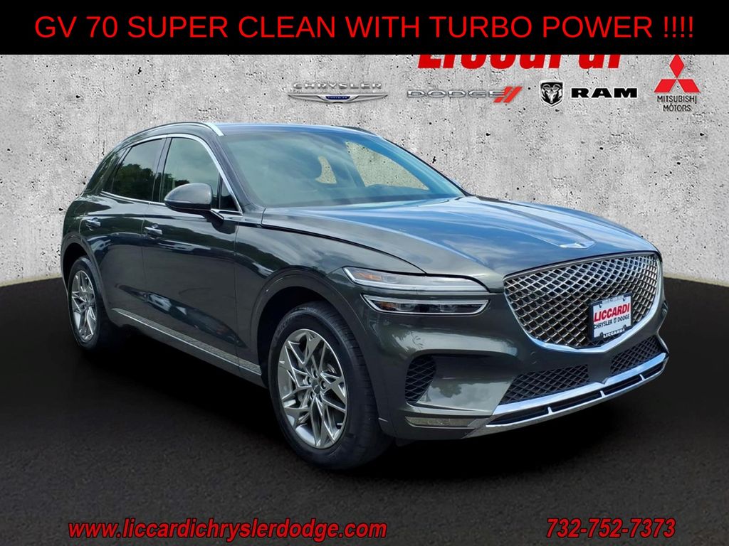 2025 Genesis GV70 2.5T Standard AWD's photo