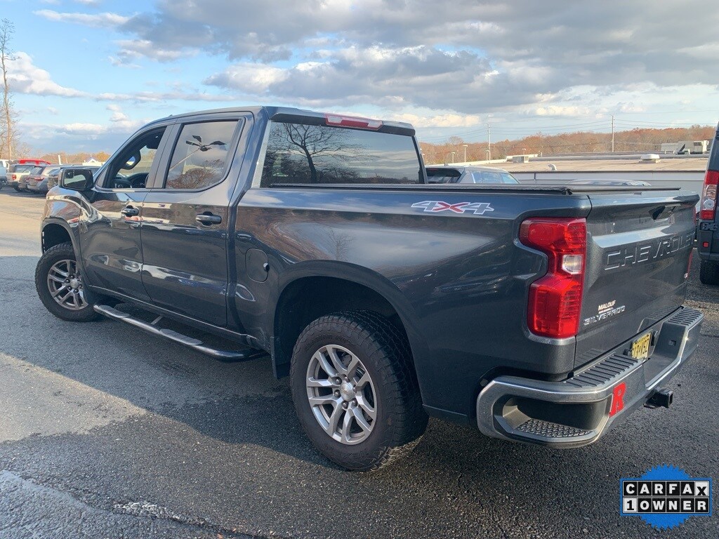 2021 Chevrolet Silverado 1500 LT photo 4