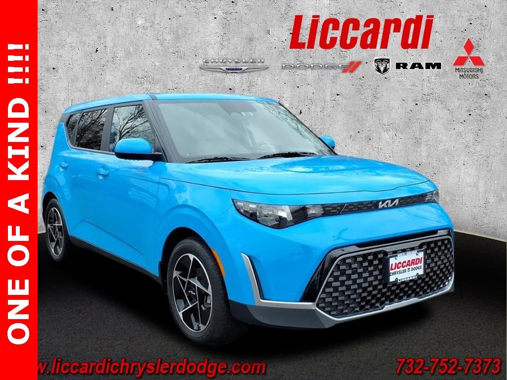 2024 Kia Soul EX's photo