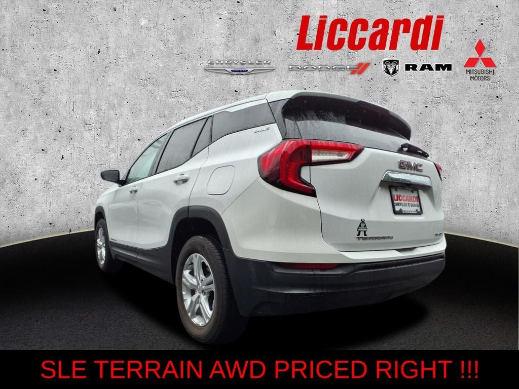 Used 2022 GMC Terrain SLE SUV