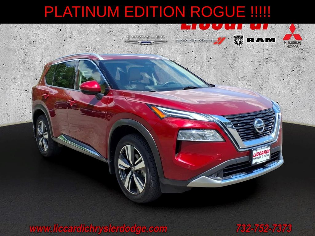 2021 Nissan Rogue Platinum AWD's photo