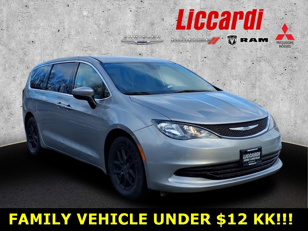 2017 Chrysler Pacifica Touring