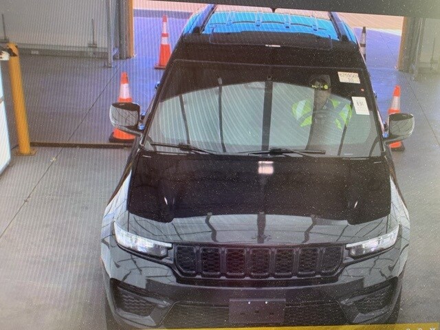 2022 Jeep Grand Cherokee Altitude photo 2