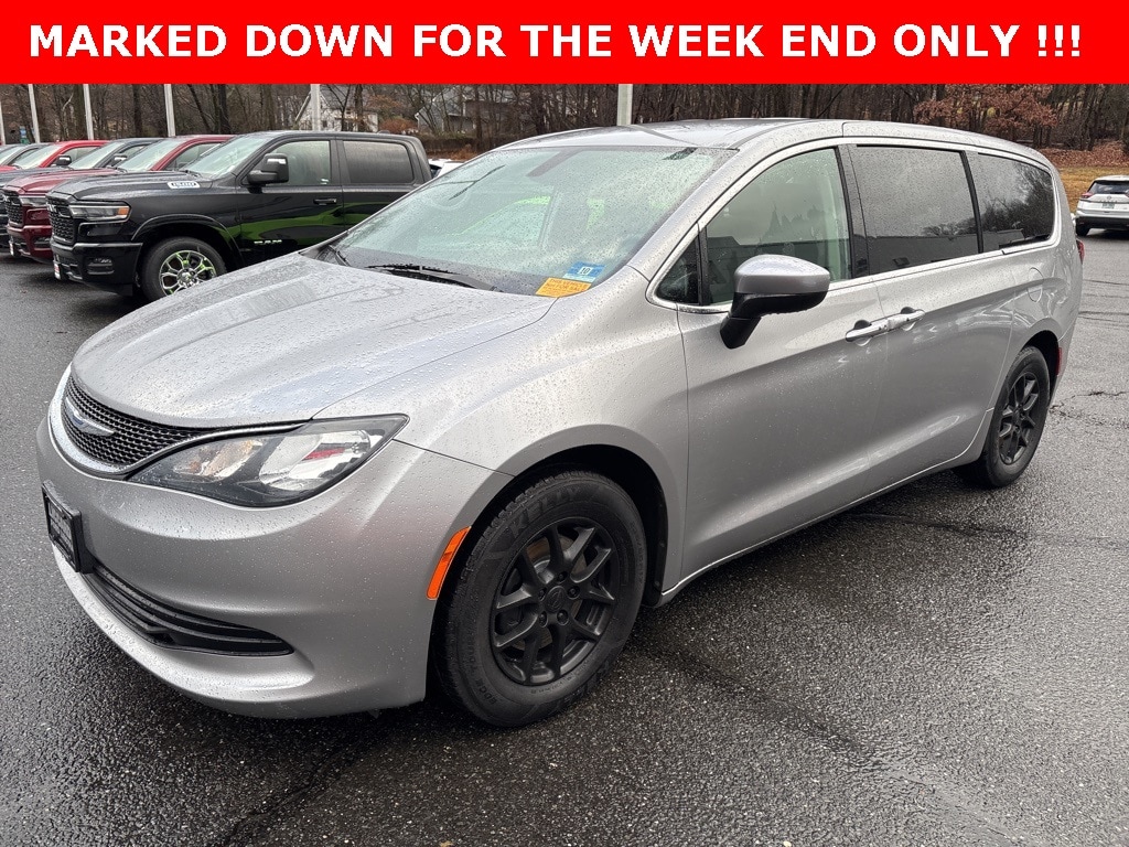 2017 Chrysler Pacifica Touring