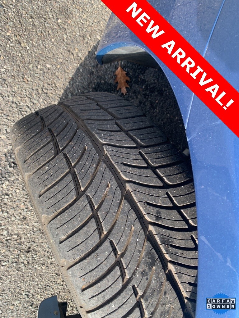 2012 Infiniti G37 photo 3