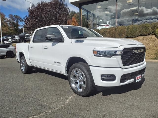 2025 Ram 1500 BIG HORN CREW CAB 4X4 5'7 BOX