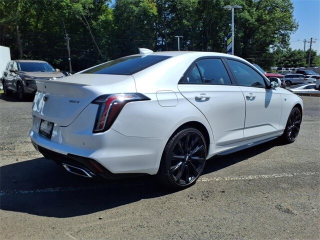 2022 Cadillac CT4 Sport photo 2