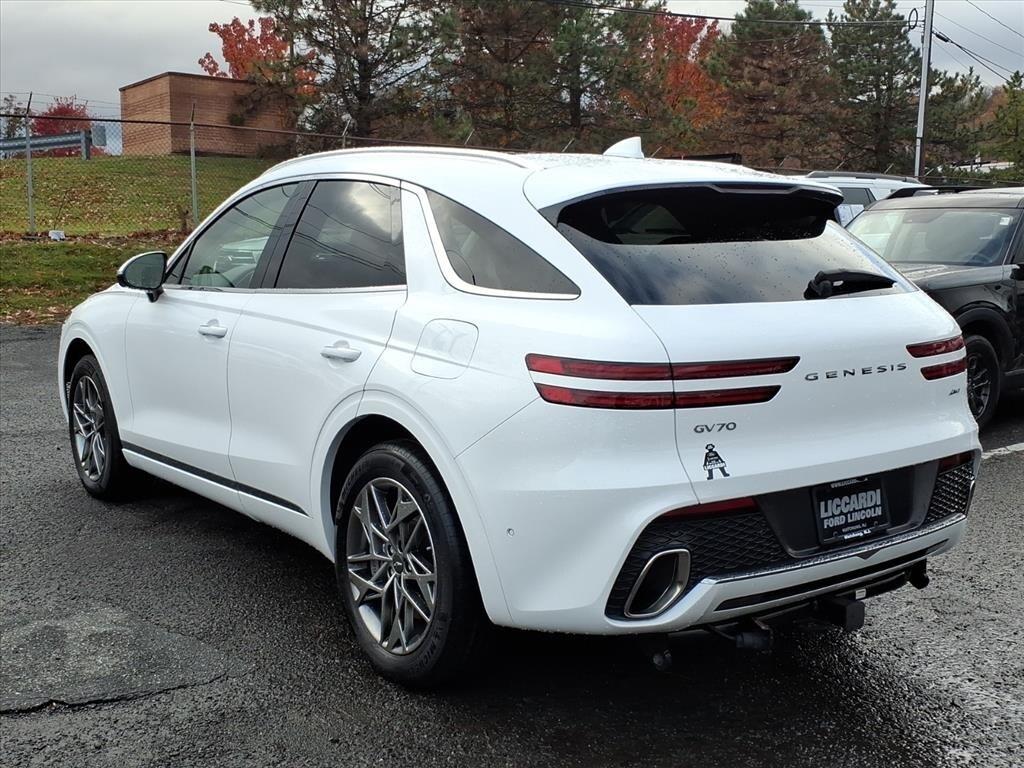 2023 Genesis GV70 2.5T photo 4