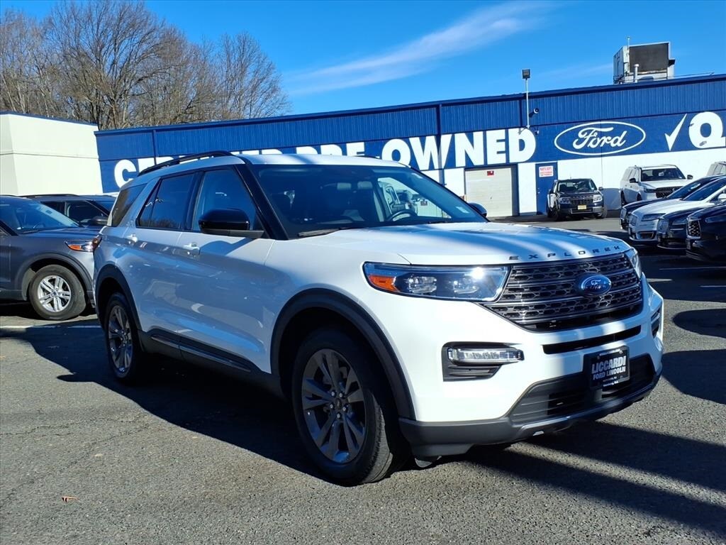Certified 2022 Ford Explorer XLT SUV