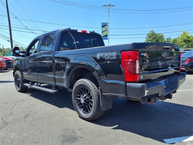 2022 Ford F-250 Lariat photo 3