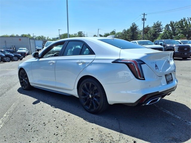 2022 Cadillac CT4 Sport photo 4