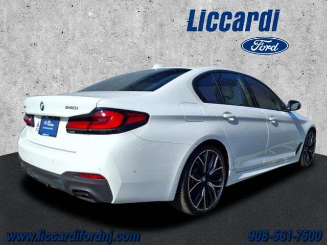 2022 Bmw 540i 540i xDrive photo 2