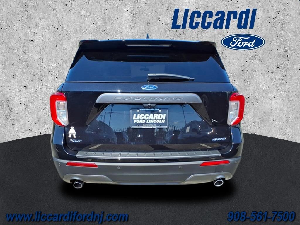 Used 2022 Ford Explorer XLT SUV