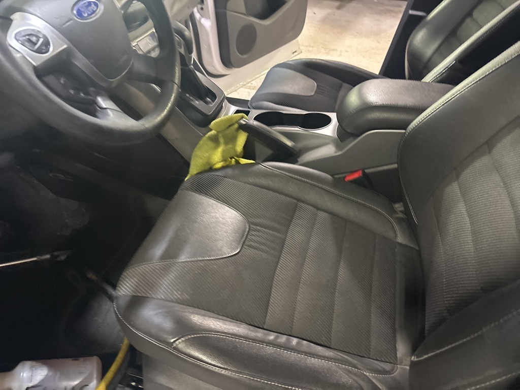 Used 2015 Ford Escape SE SUV