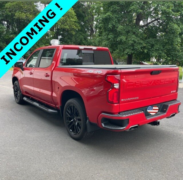 2020 Chevrolet Silverado 1500 RST photo 2