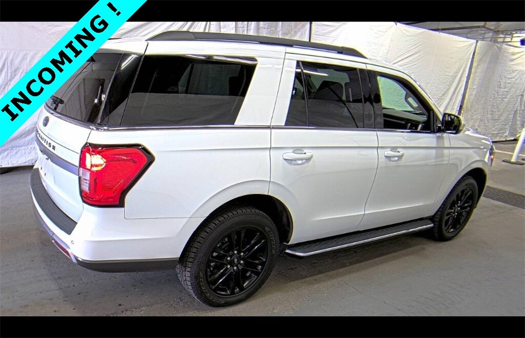 2022 Ford Expedition XLT photo 2