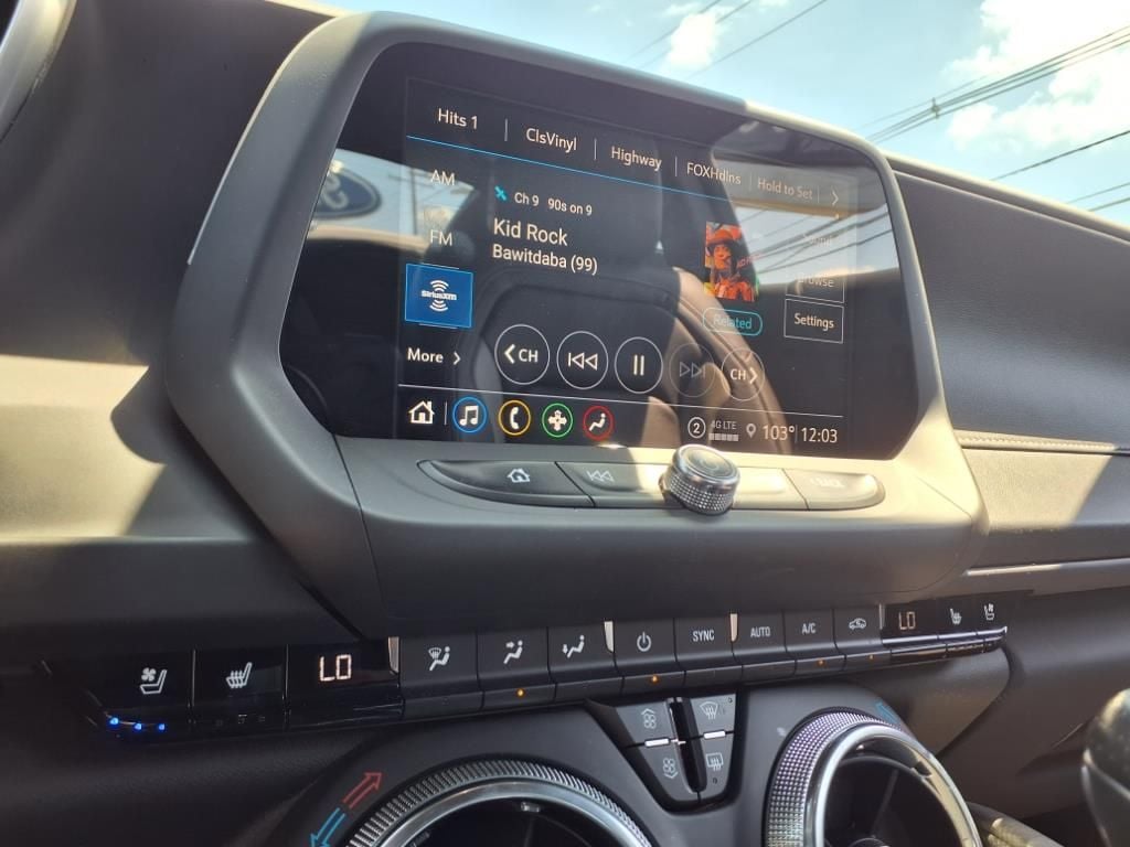 2021 Chevrolet Camaro 3LT - Photo 17