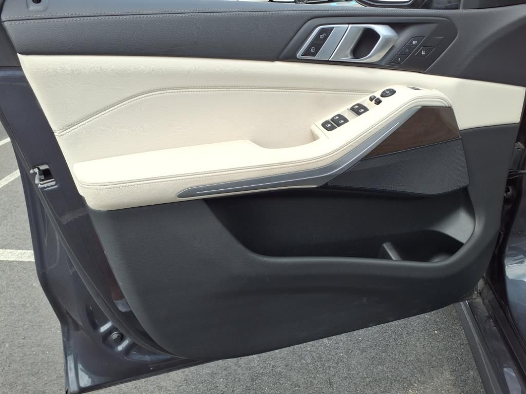 2022 BMW X5 40i - Photo 14