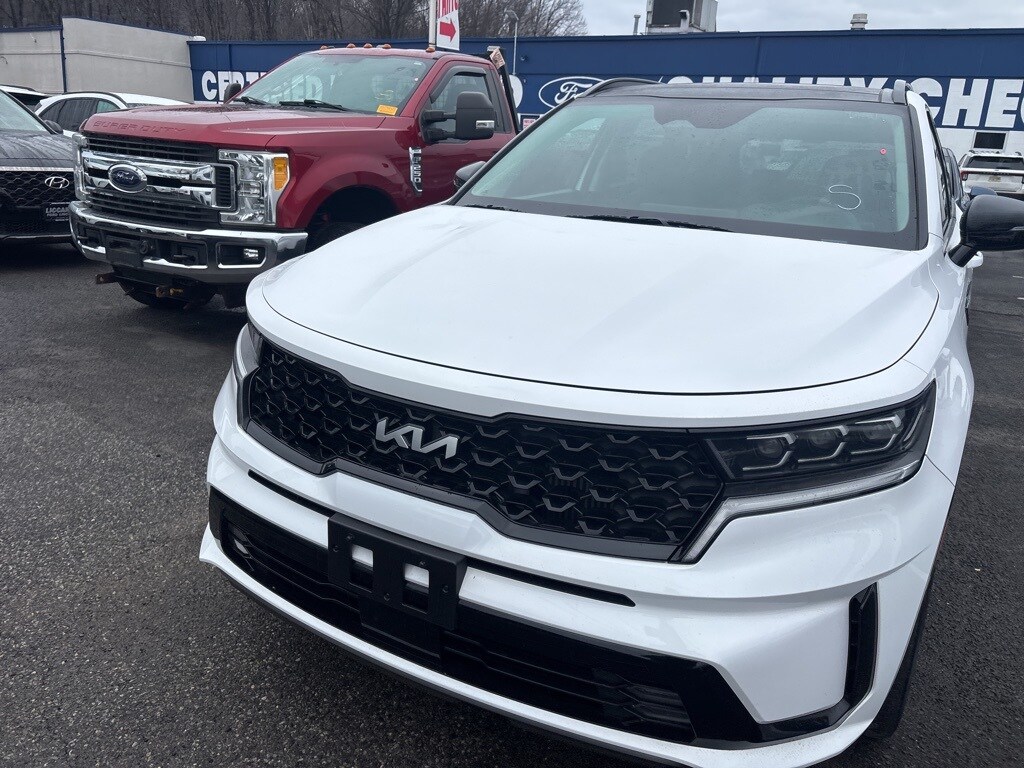 Used 2023 Kia Sorento SX SUV