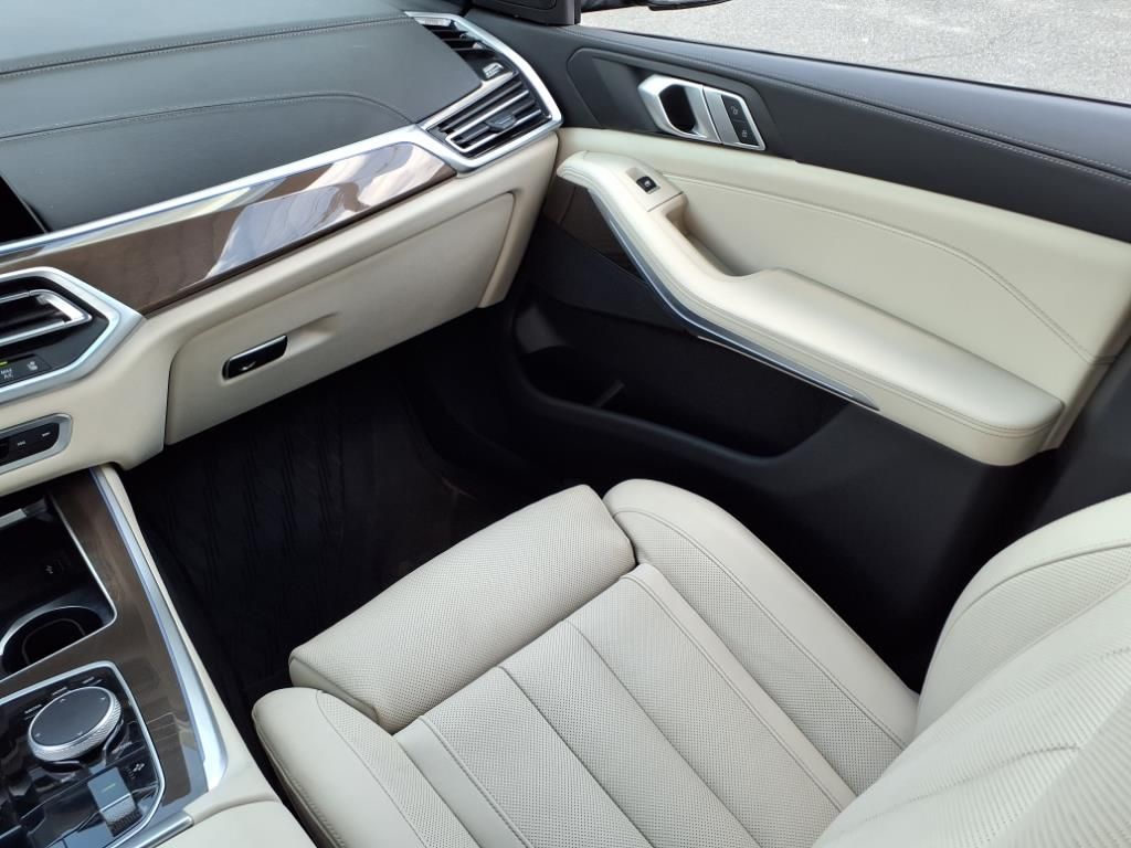 2022 BMW X5 40i - Photo 13