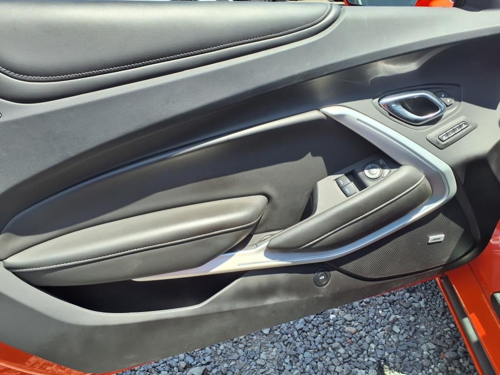 2021 Chevrolet Camaro 3LT - Photo 9