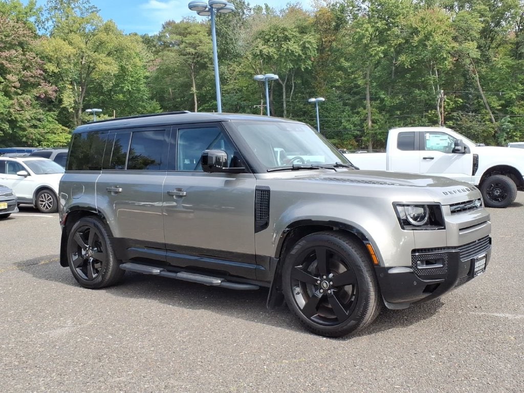 2025 Land Rover Defender