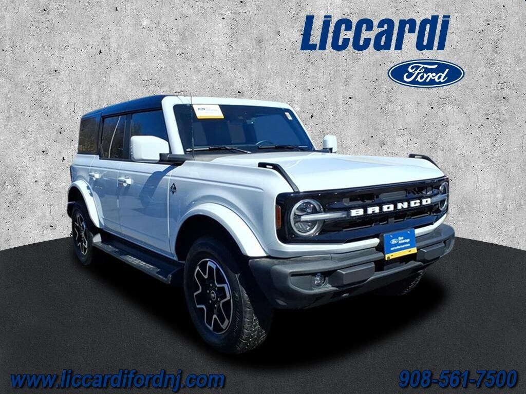 Certified 2025 Ford Bronco Outer Banks SUV
