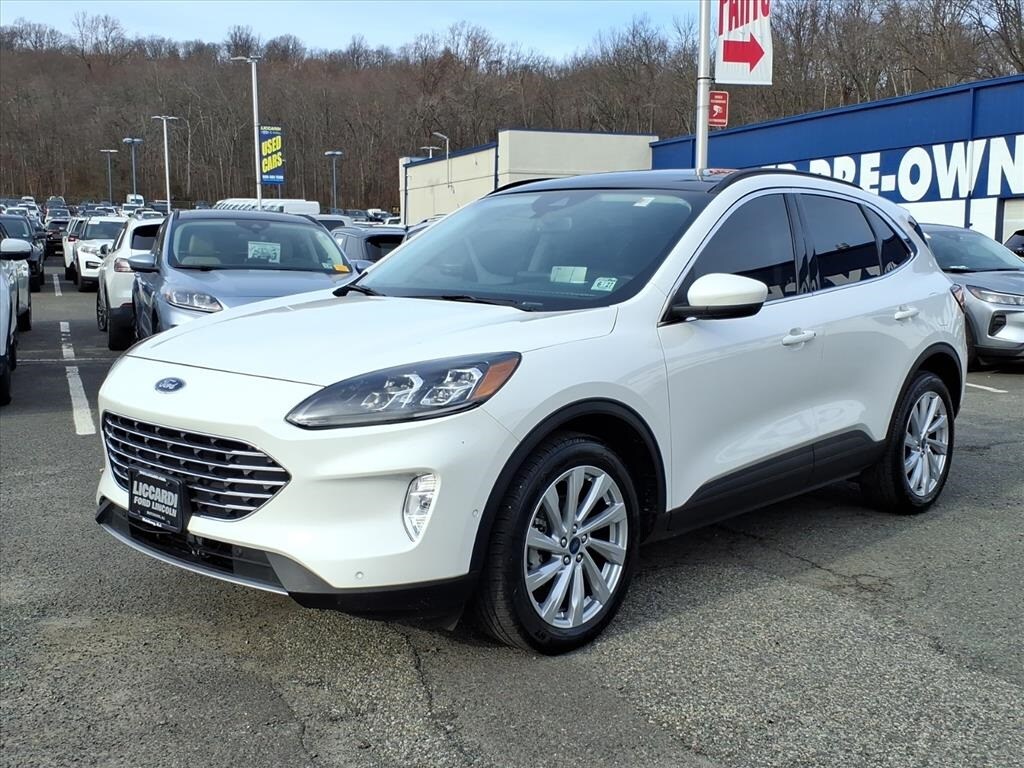 Certified 2022 Ford Escape Titanium SUV
