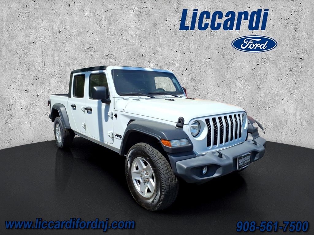 Used 2020 Jeep Gladiator Sport Truck