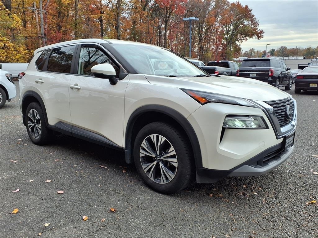 Used 2023 Nissan Rogue SV SUV