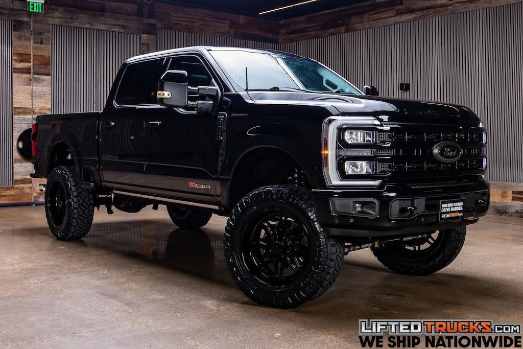 Used 2024 Ford F-250SD Lariat Truck
