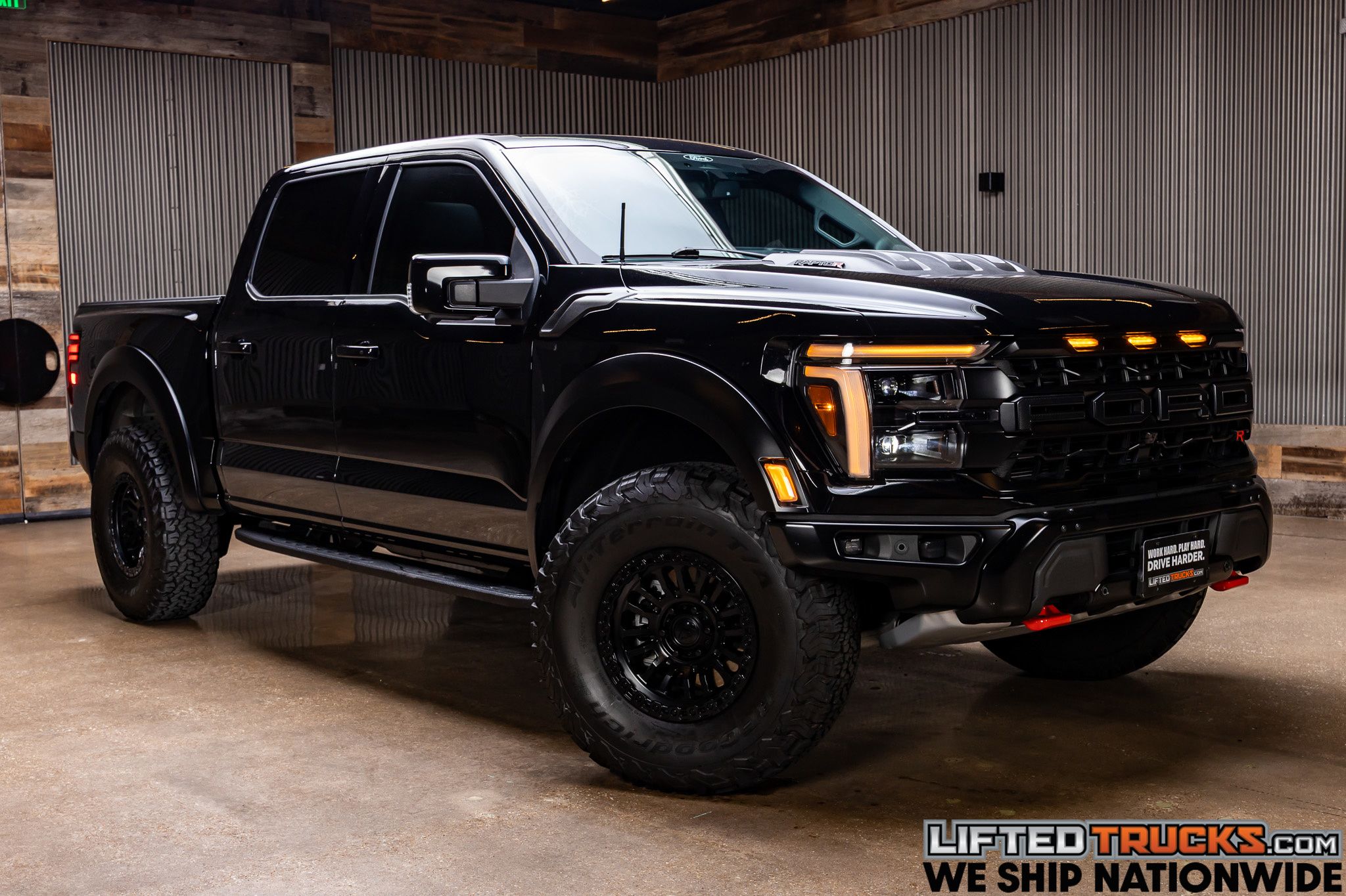 2025 Ford F-150 Raptor 4x4 SuperCrew 5-1/2 Box's photo