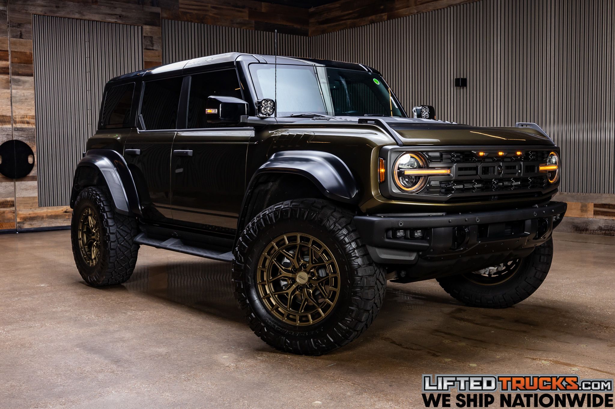 2024 Ford Bronco Raptor 4x4's photo