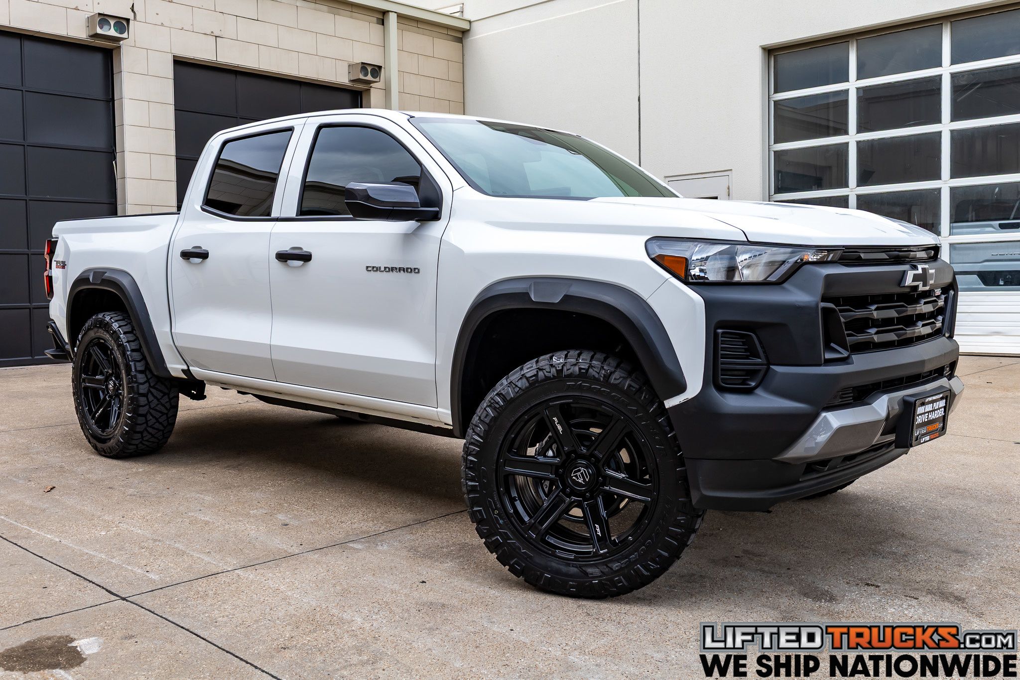 2025 Chevrolet Colorado 4WD Trail Boss Crew Cab Short Box's photo
