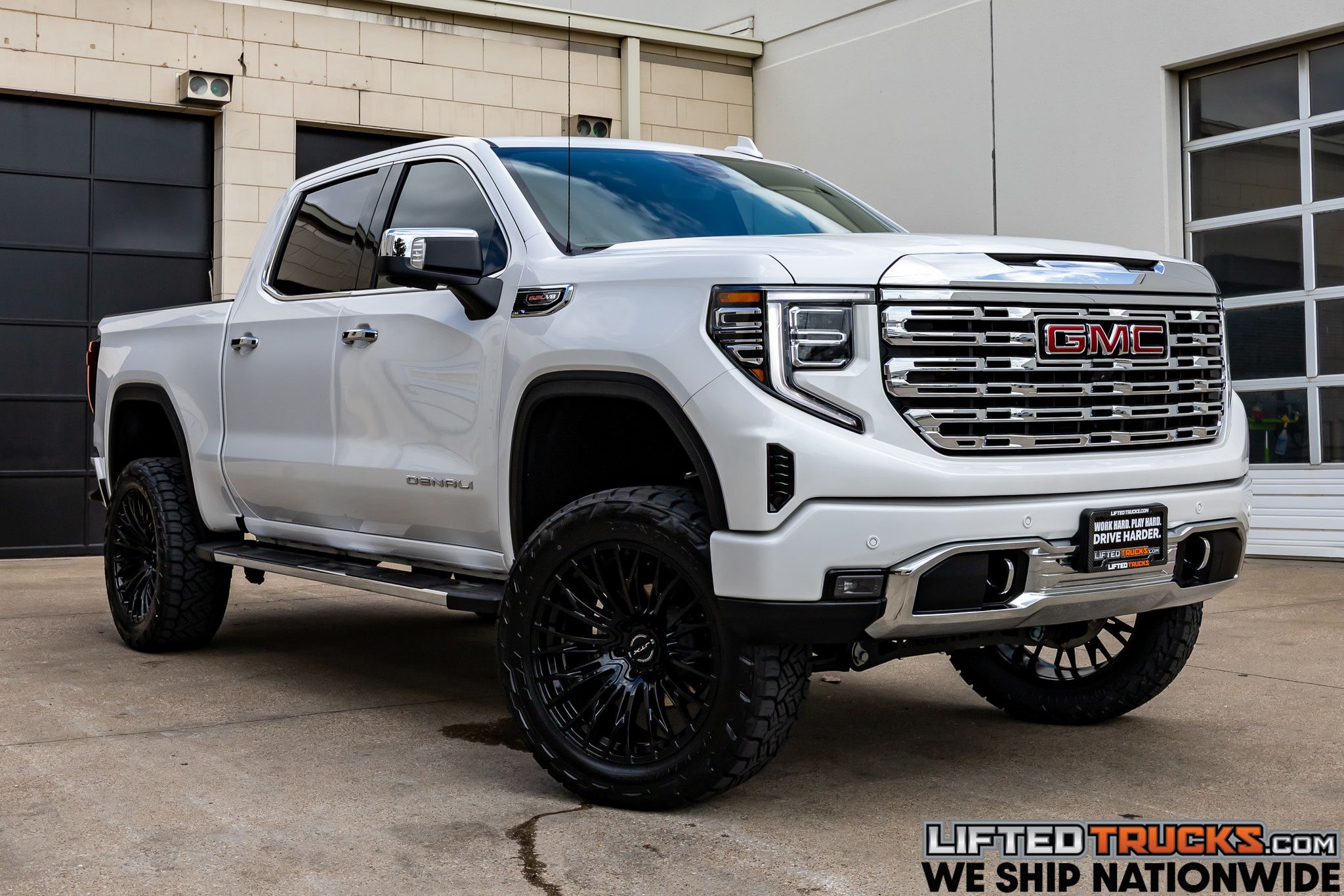 2025 GMC Sierra 4WD Crew Cab Short Box Denali's photo