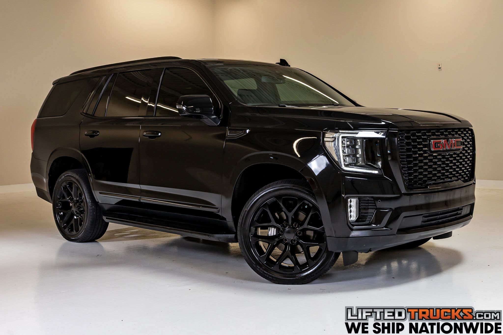 2021 GMC Yukon 4WD Denali's photo
