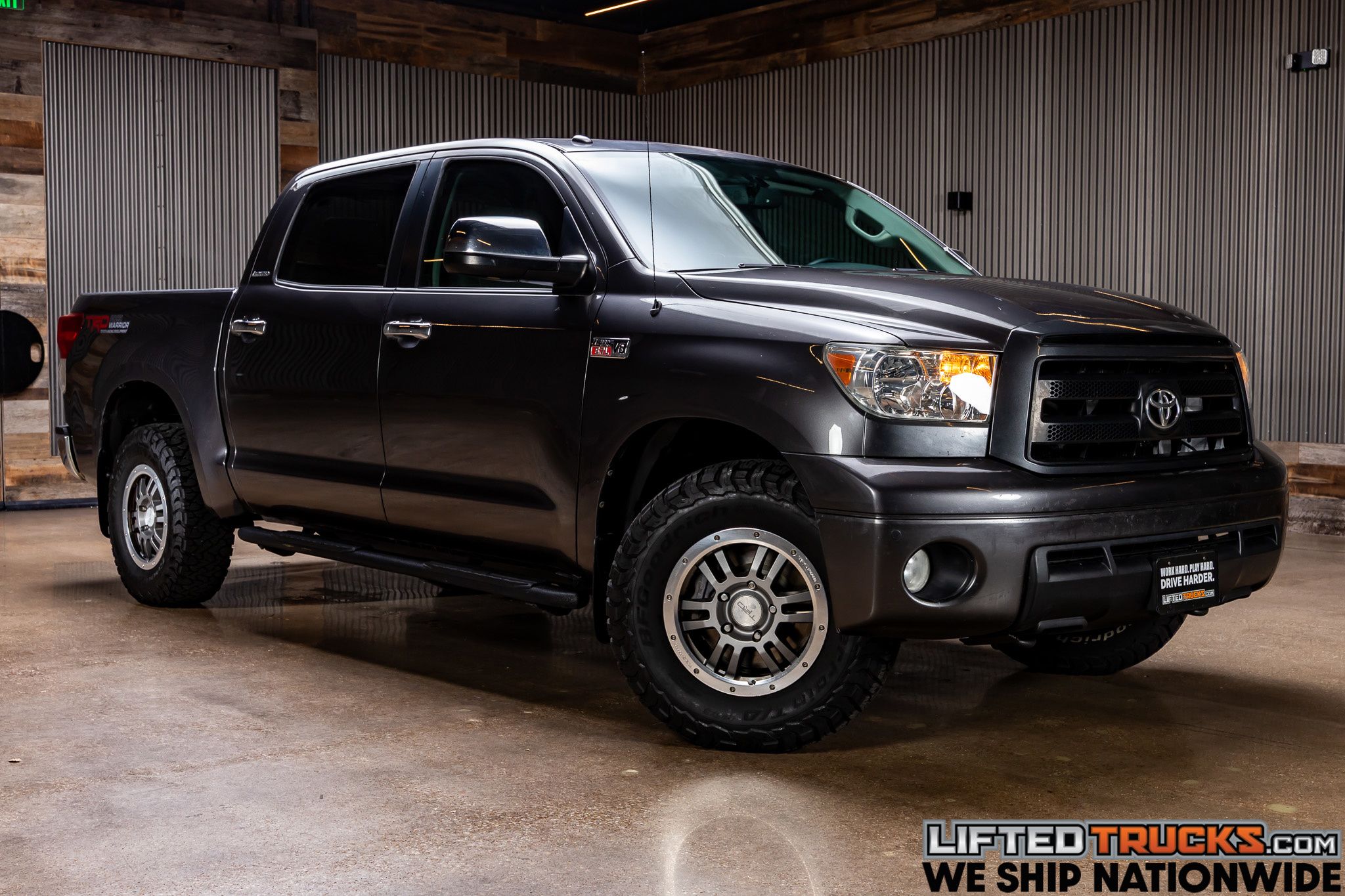 2013 Toyota Tundra Limited's photo