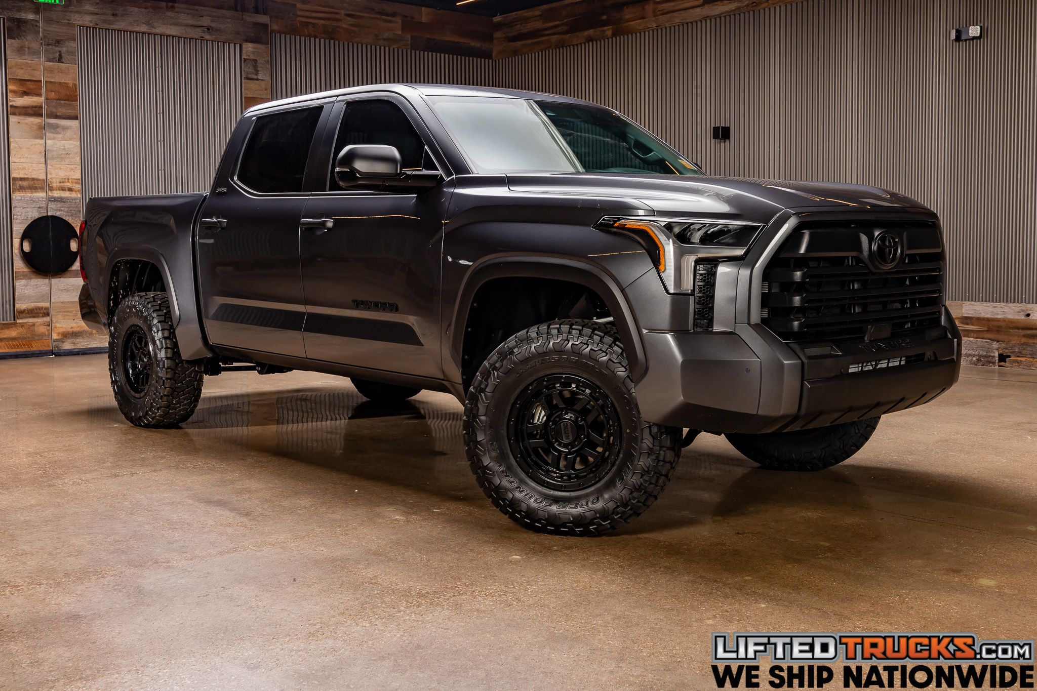 2025 Toyota Tundra SR5's photo
