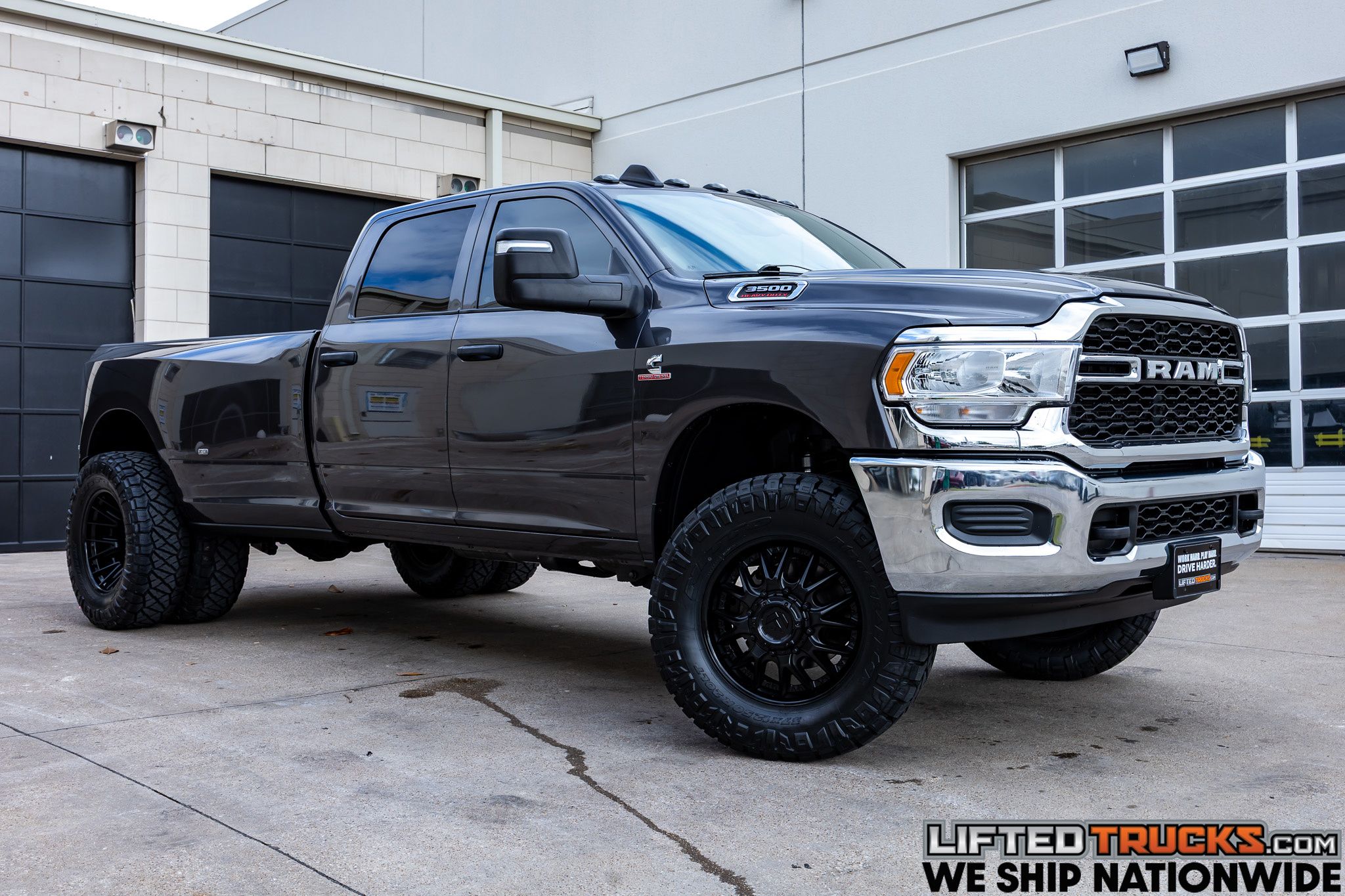 2024 RAM 3500 Tradesman 4X4 Crew Cab LWB's photo