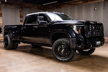 2025 GMC Sierra 3500HD Denali Ultimate Truck